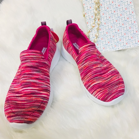 Skechers Shoes - Sketchers Pink GoWalk GogaMax Sneakers